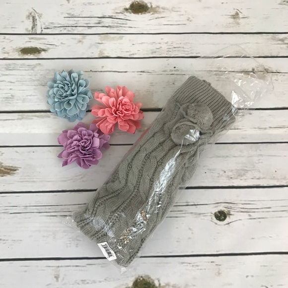 Knit Thigh High Leg Warmers with Pom Poms - Picture 8 of 8